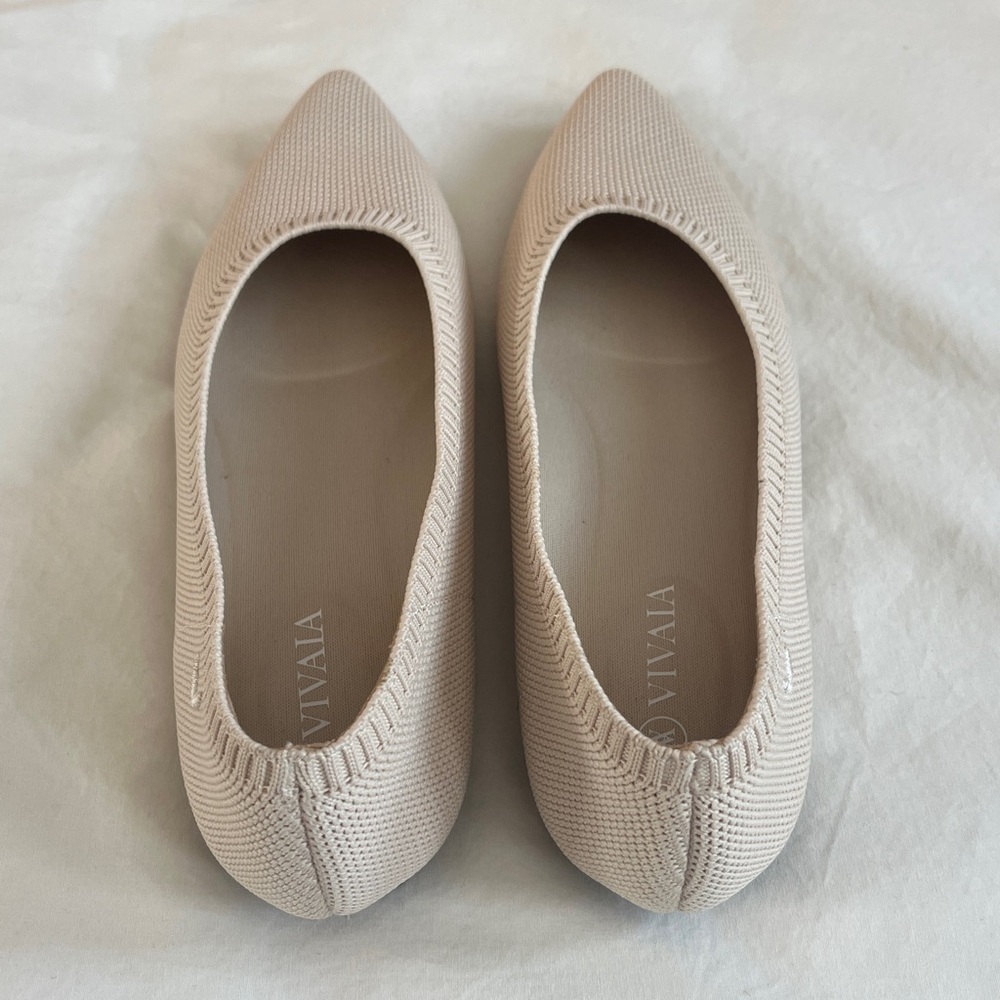 Vivaia Pointed-Toe Ballet Flats (Aria 5°) Cream Ivory - Picture 6 of 9